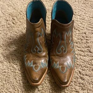 Ariat Dixon dress western bootie size 10